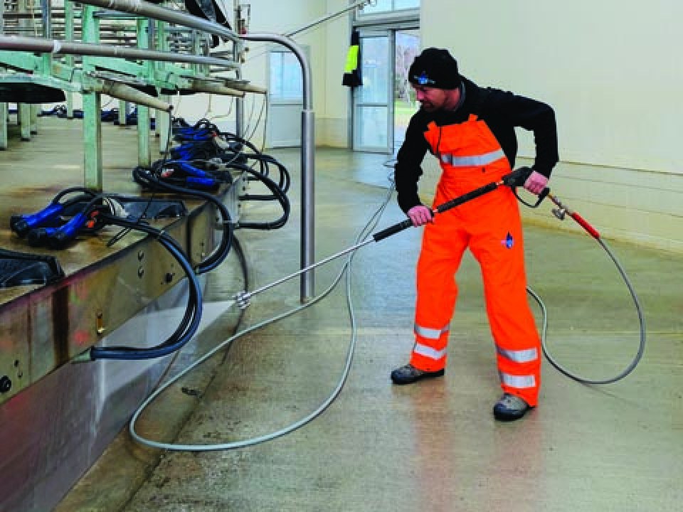 Dairy Farm and Cowshed Cleaning