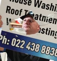 Vandals target Whangārei cleaning business using sledgehammers to smash signs